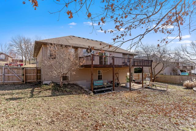 825 Pershing Street, Willard, MO 65781