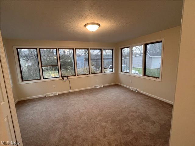 3752 Lowell Road, Cleveland Heights, OH 44121