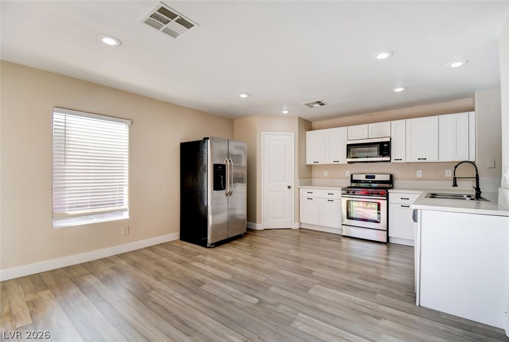 623 Port Talbot Avenue, Las Vegas, NV 89178 — photo 3