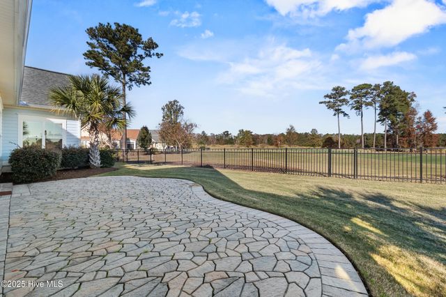 2112 Cokesbury Court, Leland, NC 28451