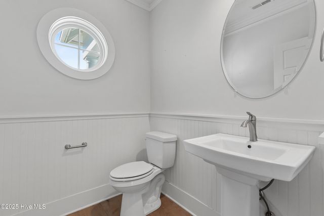 2112 Cokesbury Court, Leland, NC 28451