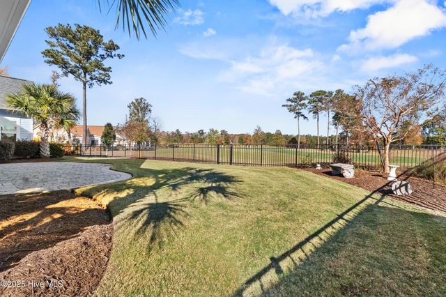 2112 Cokesbury Court, Leland, NC 28451