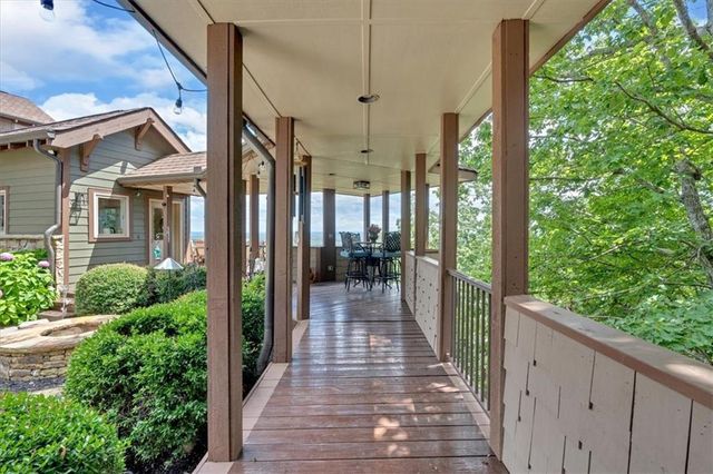 52 Waterside Drive SE, Cartersville, GA 30121