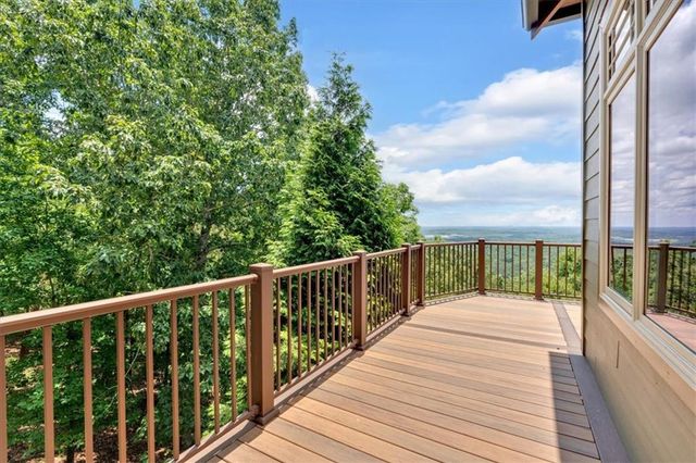 52 Waterside Drive SE, Cartersville, GA 30121