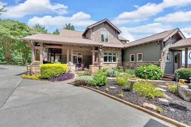 52 Waterside Drive SE, Cartersville, GA 30121