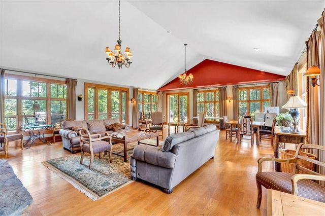 52 Waterside Drive SE, Cartersville, GA 30121