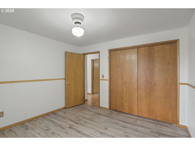 325 Sw 12TH Ave, Canby, OR 97013