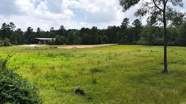 856 State Highway 150, New Waverly, TX 77358