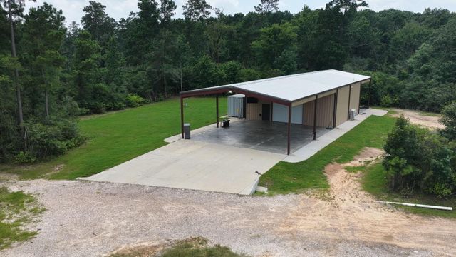 856 State Highway 150, New Waverly, TX 77358