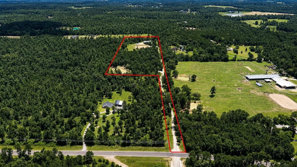 856 State Highway 150, New Waverly, TX 77358