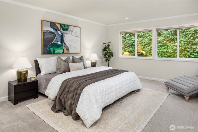 8841 SE 37th Street, Mercer Island, WA 98040