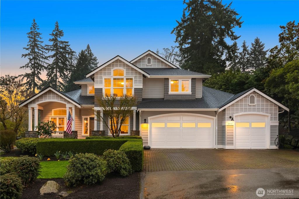 8841 SE 37th Street, Mercer Island, WA 98040