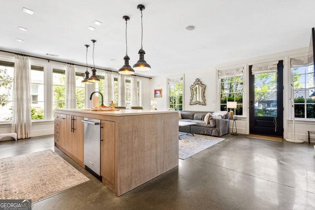 2067 Telfair Circle B, Atlanta, GA 30324