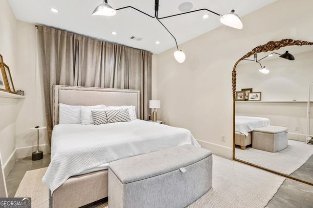 2067 Telfair Circle B, Atlanta, GA 30324