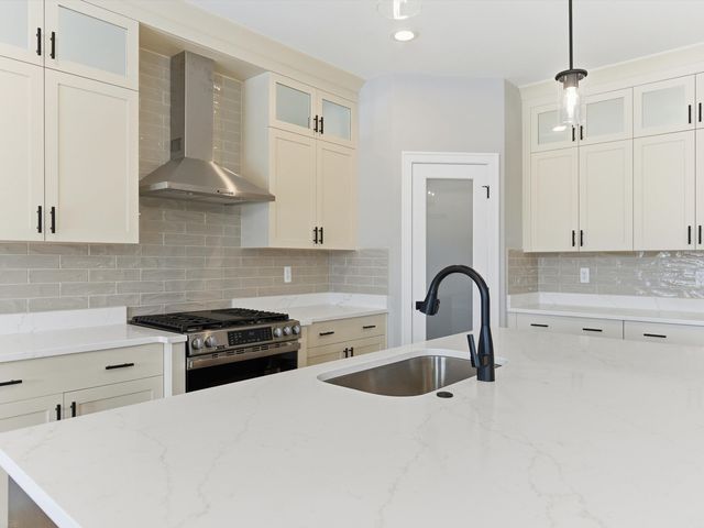 50623 Timberstone Drive, Macomb Twp, MI 48042