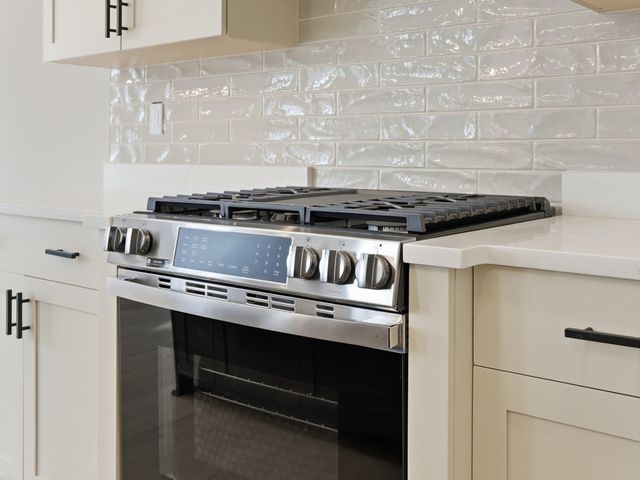 50623 Timberstone Drive, Macomb Twp, MI 48042