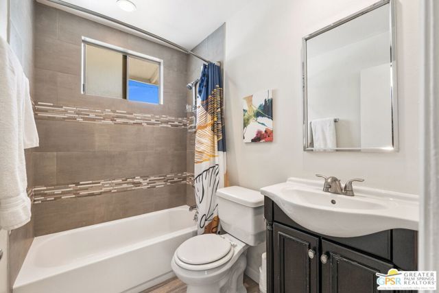 37512 Bankside Drive, Cathedral City, CA 92234