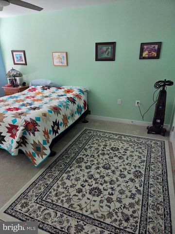 90 SUTHERLAND WAY, Martinsburg, WV 25405