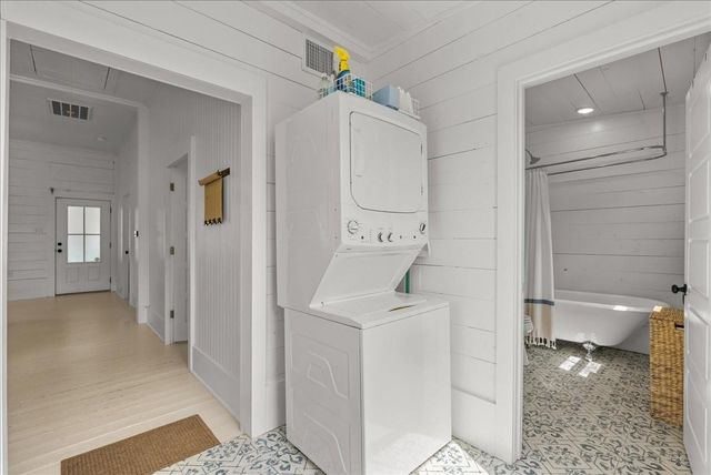 4201 Avenue R, Galveston, TX 77550