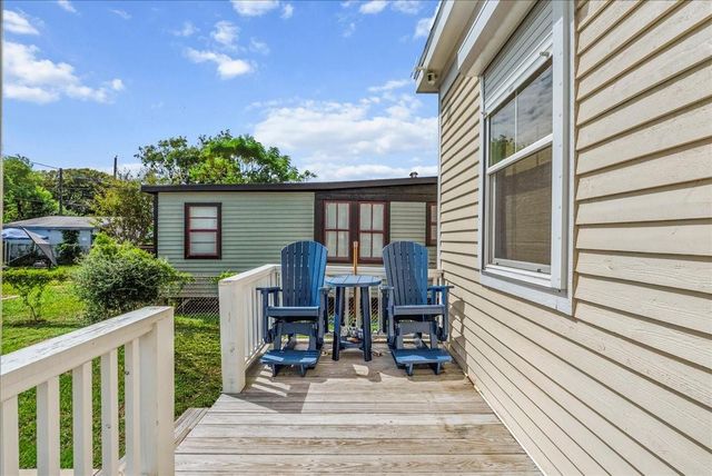 4201 Avenue R, Galveston, TX 77550