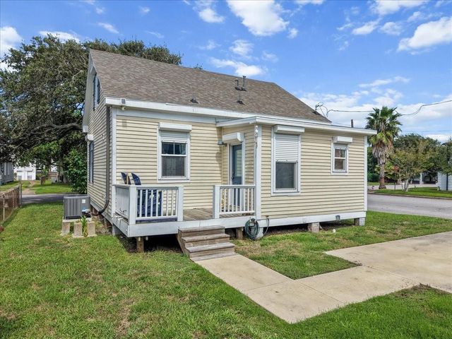 4201 Avenue R, Galveston, TX 77550