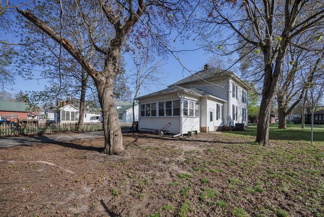 436 W Washington Street, Marengo, IL 60152