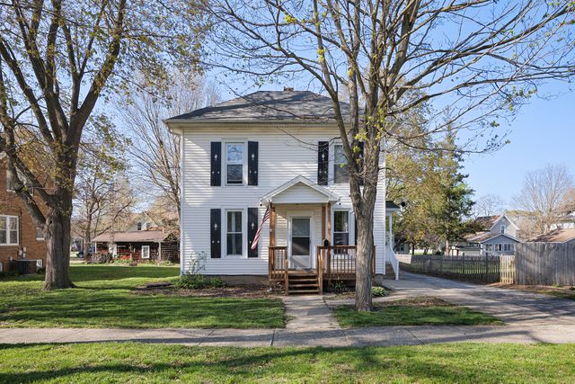 436 W Washington Street, Marengo, IL 60152