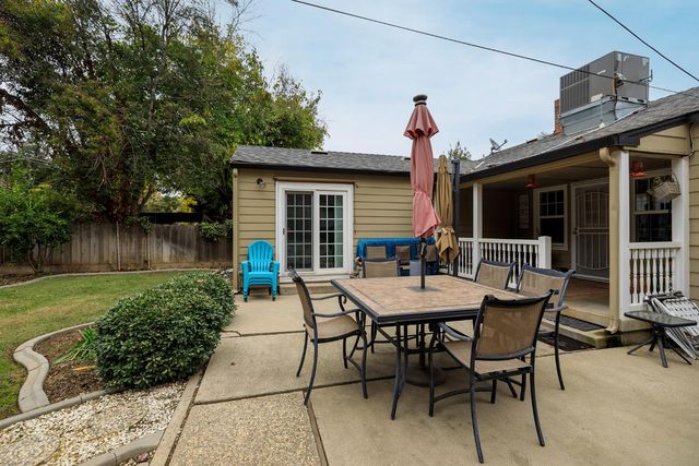 1307 Sycamore Ave, Modesto, CA 95350