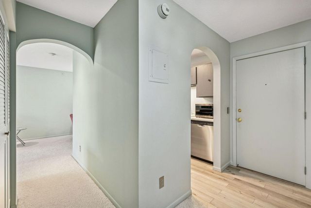 7320 York Avenue S 2112, Edina, MN 55435