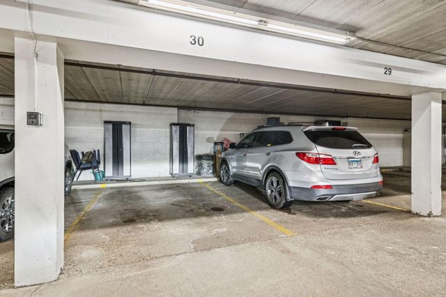 7320 York Avenue S 2112, Edina, MN 55435