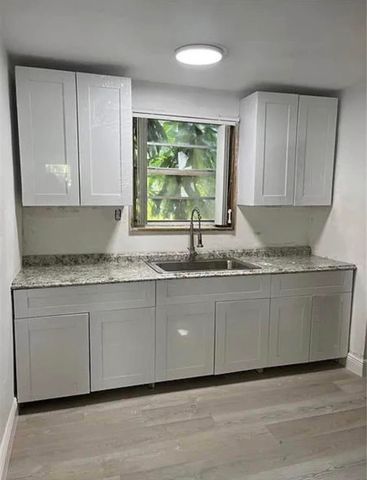 1656 SW 30th Avenue, Fort Lauderdale, FL 33312