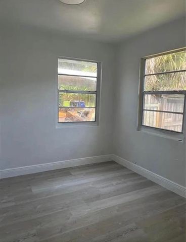 1656 SW 30th Avenue, Fort Lauderdale, FL 33312