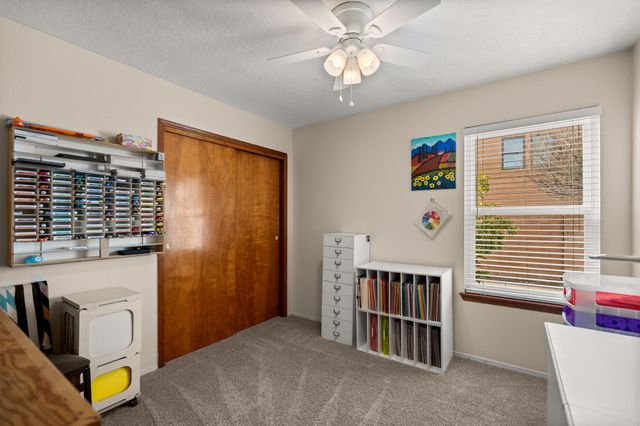 5501 Kachina Street NW, Albuquerque, NM 87120