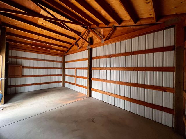 6318 Jenna Dr, Nine Mile Falls, WA 99026