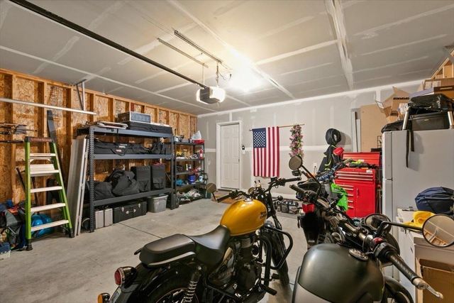 6318 Jenna Dr, Nine Mile Falls, WA 99026