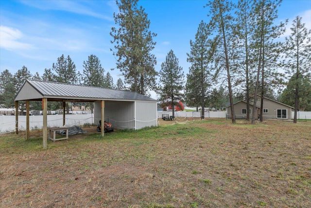 6318 Jenna Dr, Nine Mile Falls, WA 99026