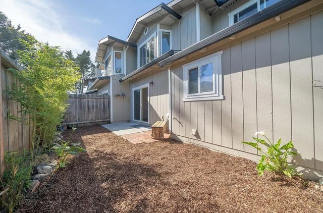 1608 Wren Place, Santa Cruz, CA 95062