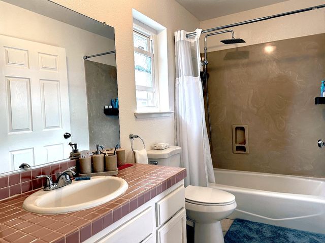 1608 Wren Place, Santa Cruz, CA 95062