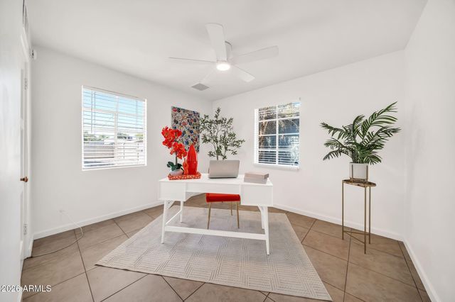 2221 W CLARENDON Avenue W, Phoenix, AZ 85015