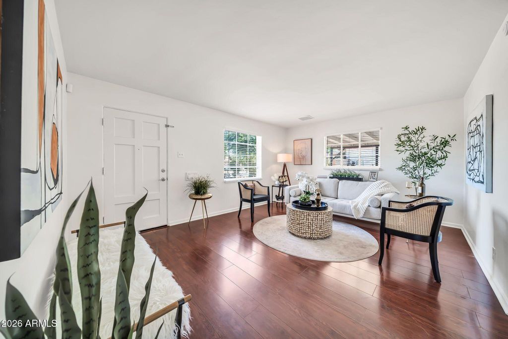 2221 W CLARENDON Avenue W, Phoenix, AZ 85015 — photo 5