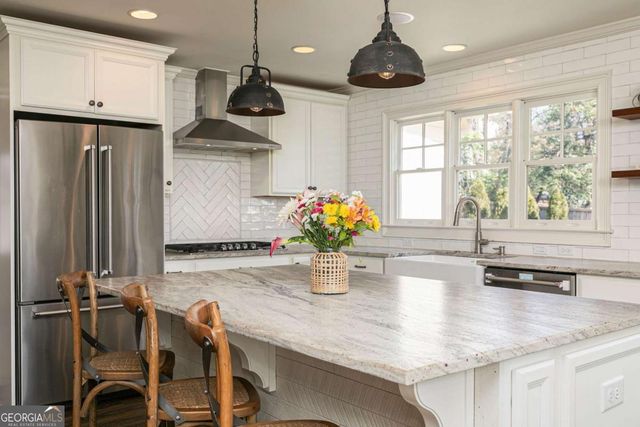 2631 Brown Circle SE, Smyrna, GA 30080