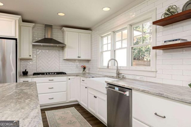 2631 Brown Circle SE, Smyrna, GA 30080