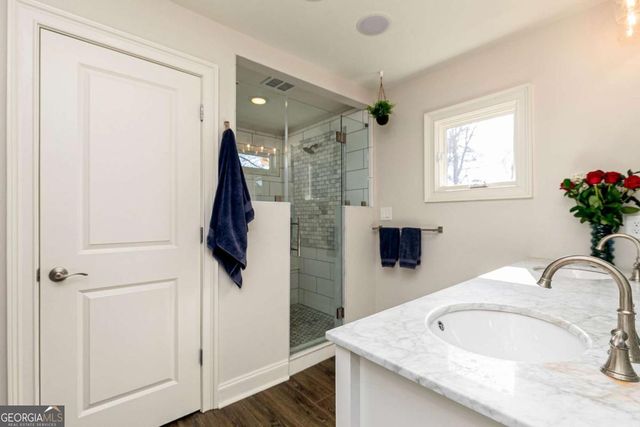 2631 Brown Circle SE, Smyrna, GA 30080