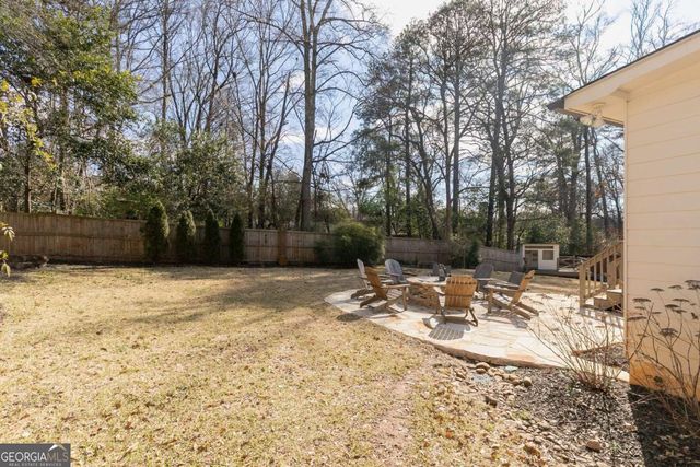 2631 Brown Circle SE, Smyrna, GA 30080