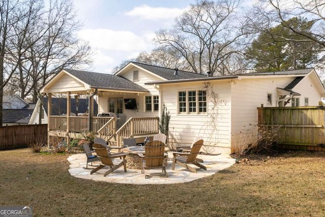 2631 Brown Circle SE, Smyrna, GA 30080