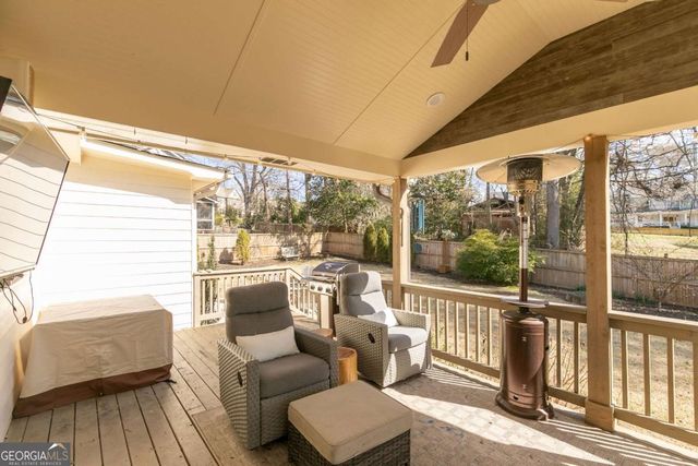 2631 Brown Circle SE, Smyrna, GA 30080