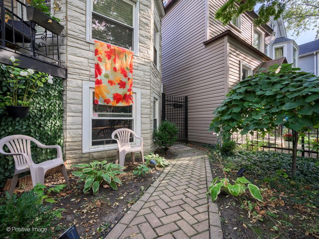 3037 N Elbridge Avenue G, Chicago, IL 60618