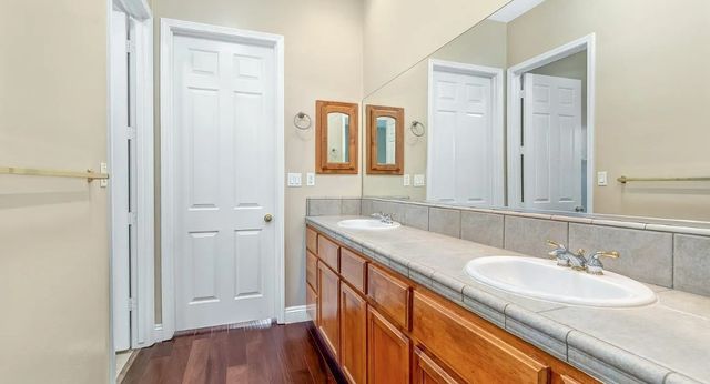 9813 Fitzgerald, Bakersfield, CA 93311