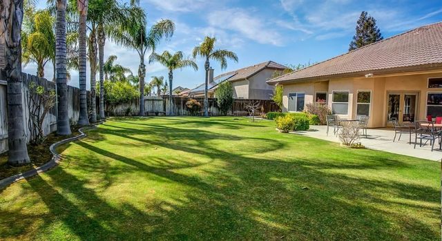 9813 Fitzgerald, Bakersfield, CA 93311