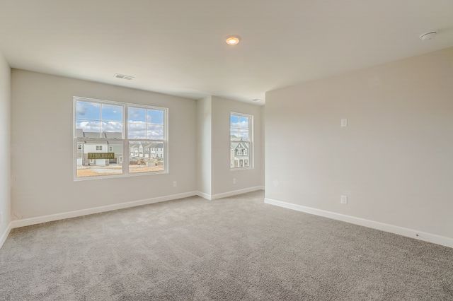 521 Cherry Blossom PVT Way, Gallatin, TN 37066